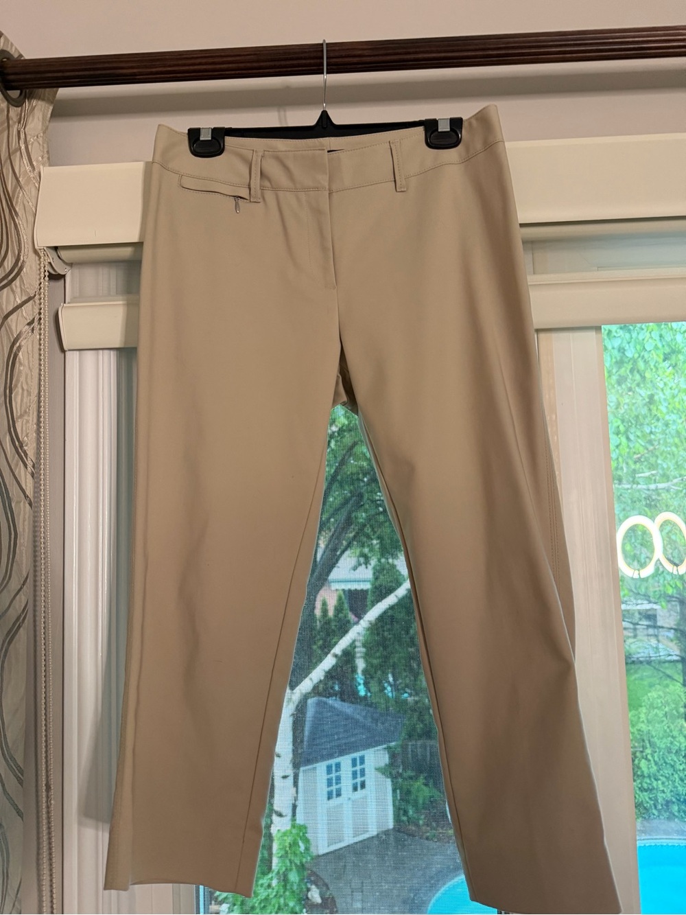 White House Black Market Beige Capris